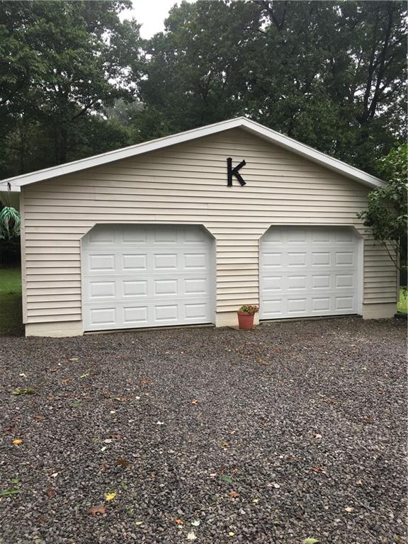145 Rimp Road Butler, PA 16002 - Photo 5 of 25