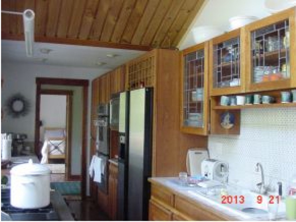 417 S Road Bethlehem, NH 03574 - Photo 9 of 32