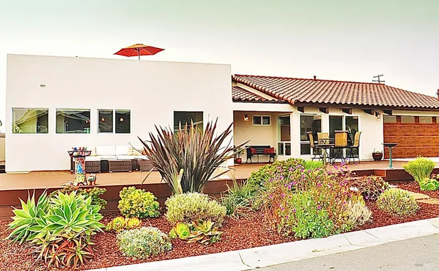 $2,395,000 | 175 Tahiti Street, Morro Bay, CA 93442