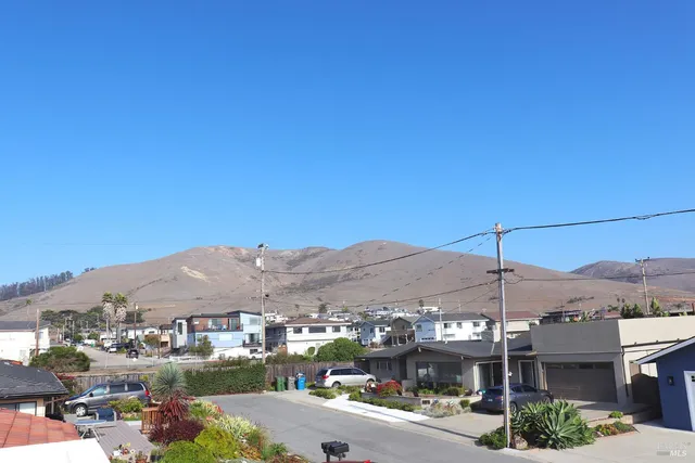 $2,395,000 | 175 Tahiti Street, Morro Bay, CA 93442
