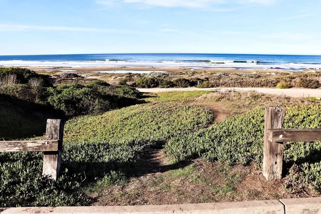 $2,395,000 | 175 Tahiti Street, Morro Bay, CA 93442