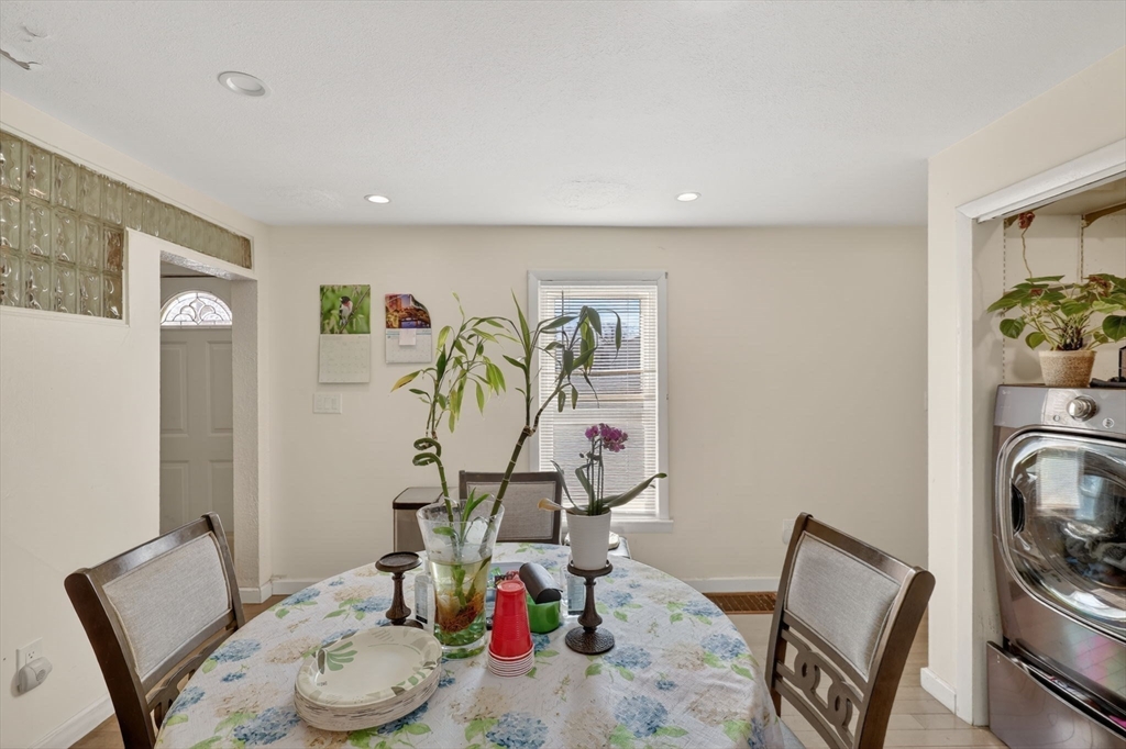 12 Cottage Place Boston, MA 02136 - Photo 5 of 28