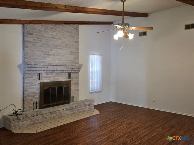 $2,000 | 248 Hilltop Drive, Seguin, TX 78155