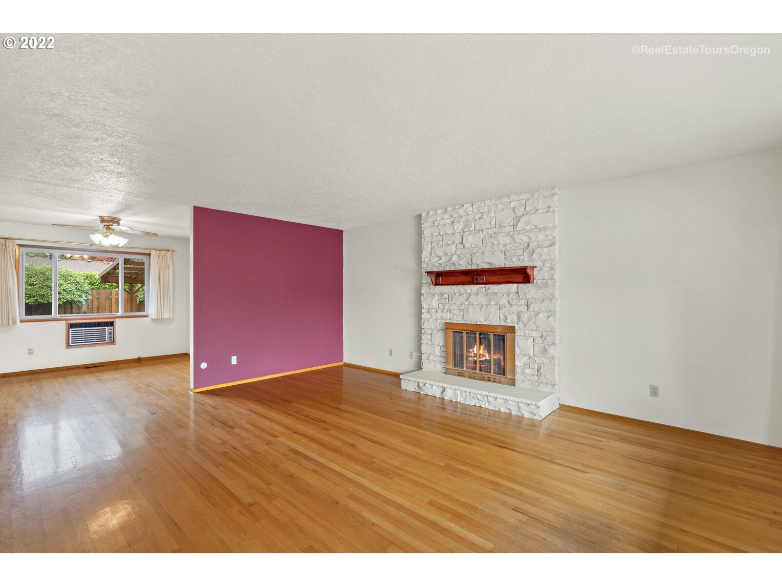 16901 Southeast Haig Street Portland, OR 97236 - Photo 2 of 32 a view of an empty room and window