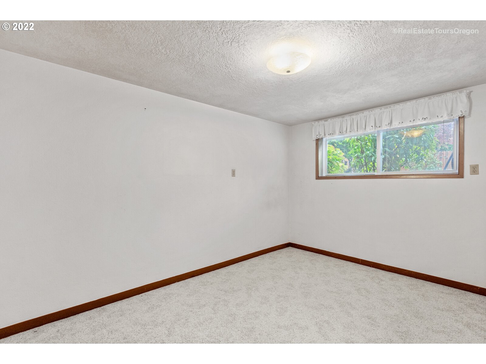 16901 Southeast Haig Street Portland, OR 97236 - Photo 26 of 32