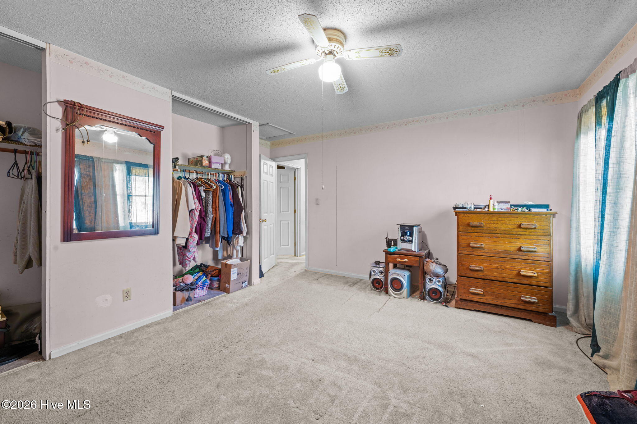 520 Stately Pines Road New Bern, NC 28560 - Photo 20 of 35 21-web-or-mls-DSC_8114