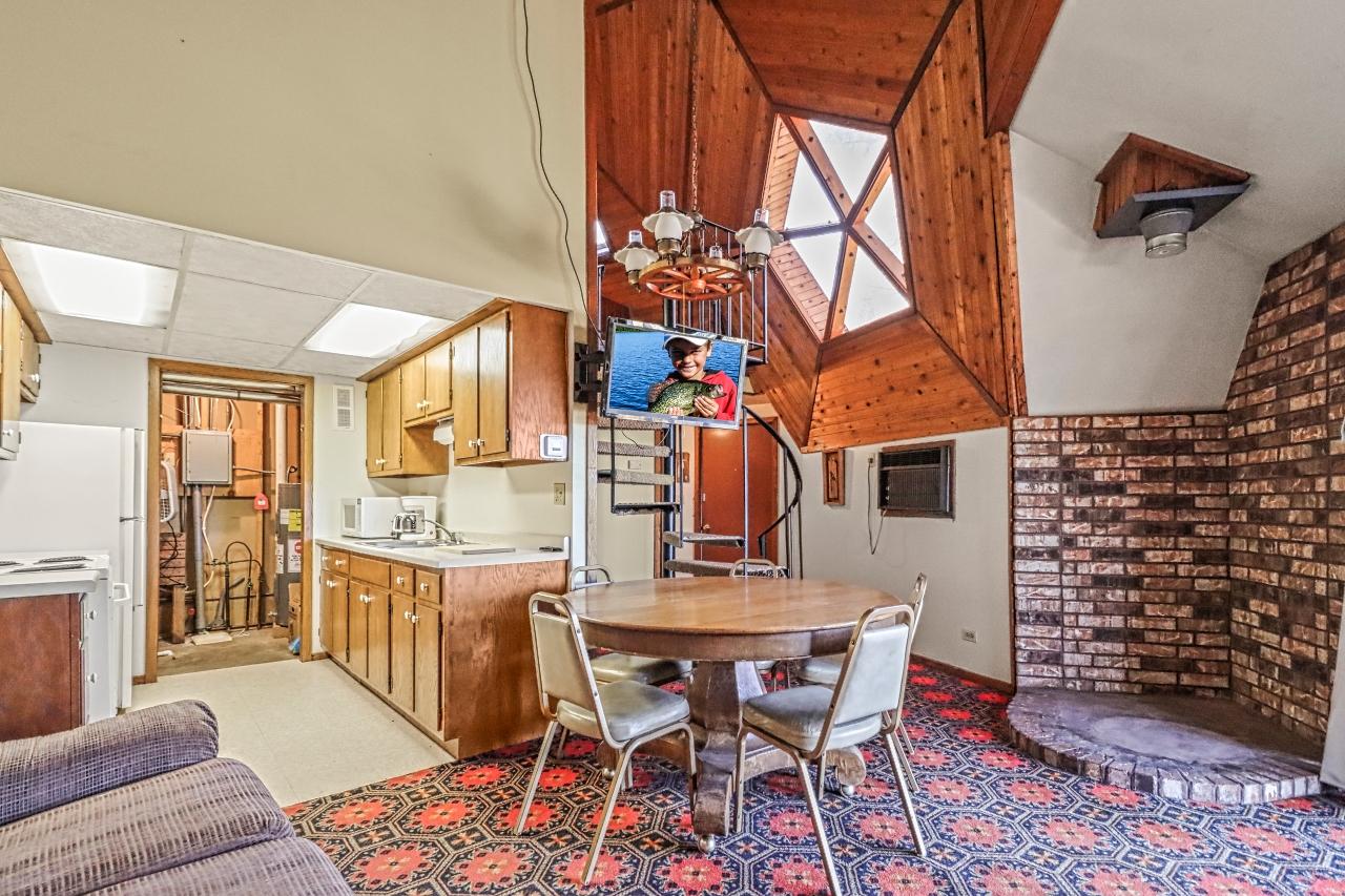 W6067 Duck Point Road, Unit A & B Tomahawk, WI 54487 - Photo 7 of 30 Gallery Image 7