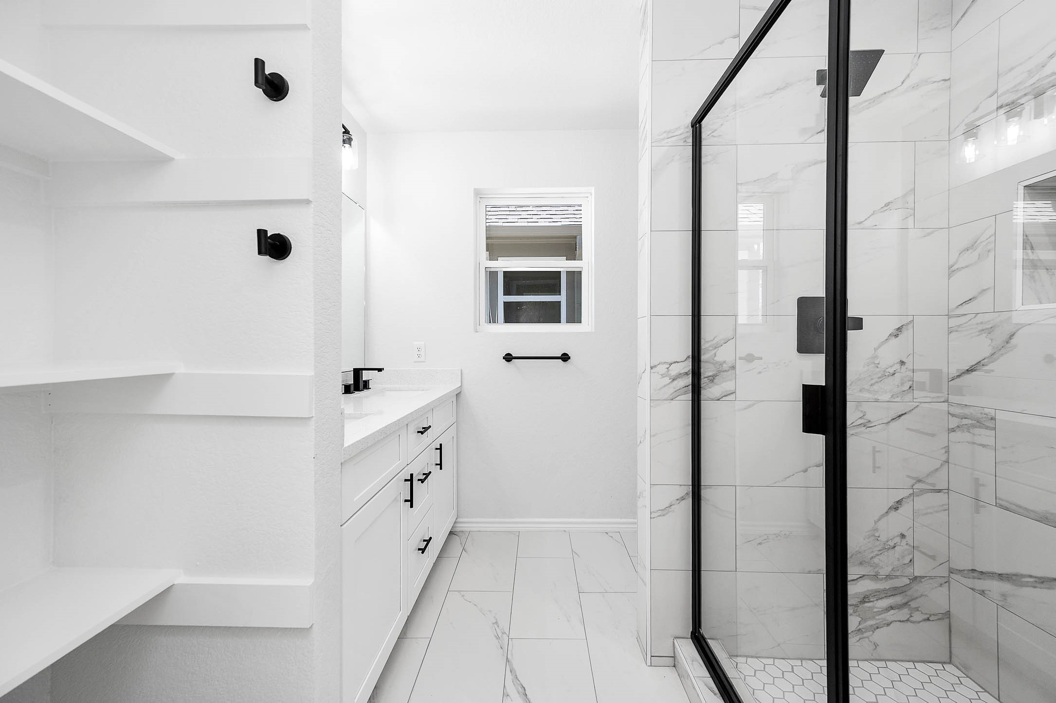 2020 Hampton Street, Unit A B Houston, TX 77088 - Photo 18 of 31 a bathroom with a bathtub and a shower