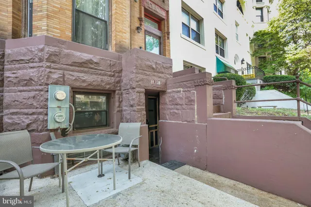 $2,490 | 1828 California Street Northwest, Unit B, Washington, DC 20009