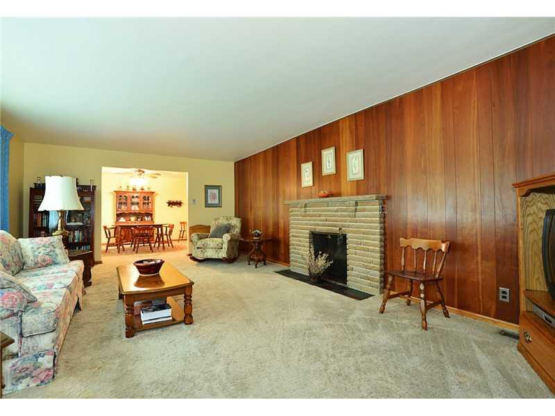120 Rockdale Road Butler, PA 16002 - Photo 2 of 21 Family Room.