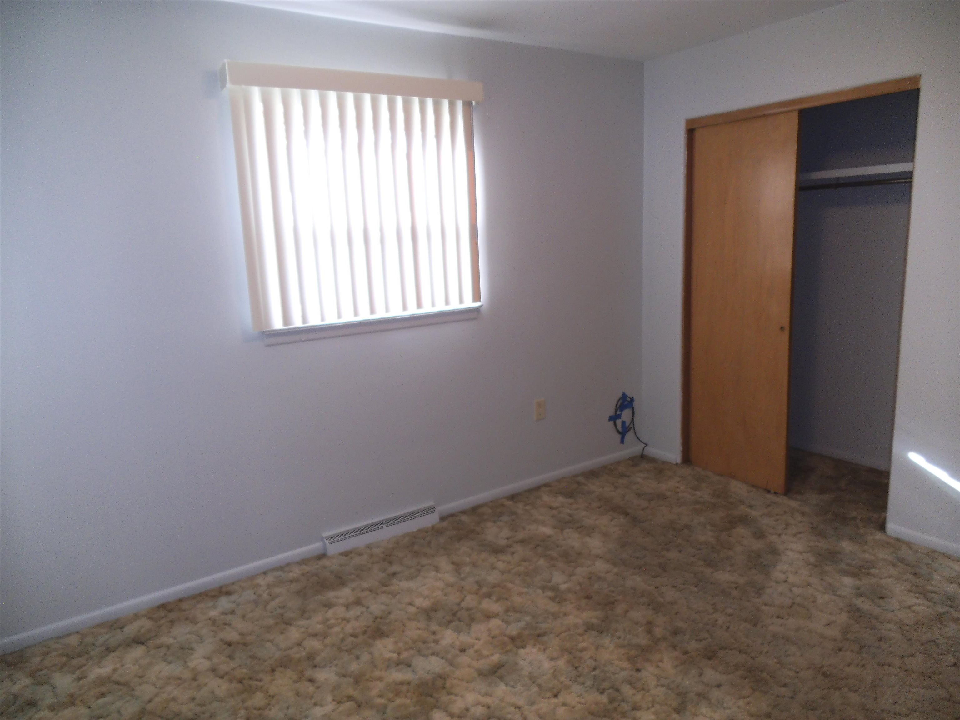 211 Shepard Street Zilwaukee, MI 48604 - Photo 12 of 28