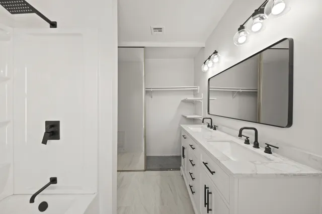 $219,000 | 11650 Village Pl Drive, Unit 302, Houston, TX 77077