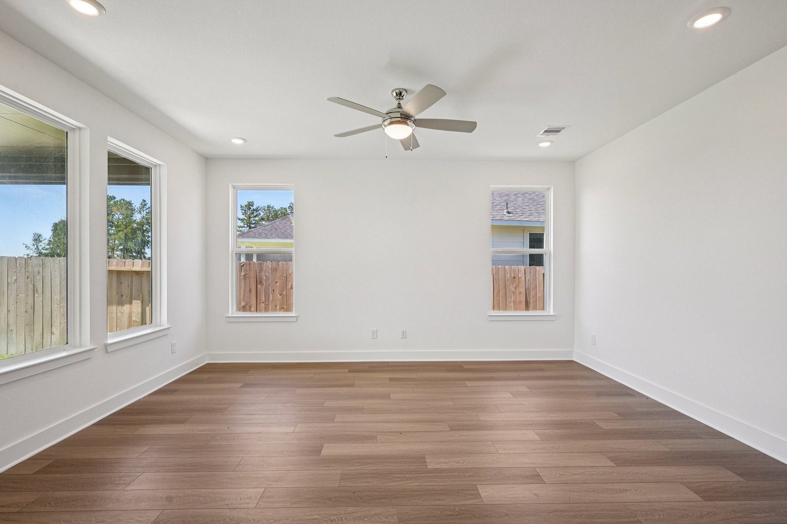 14465 Trumpet Lane Splendora, TX 77372 - Photo 7 of 24 Great Room