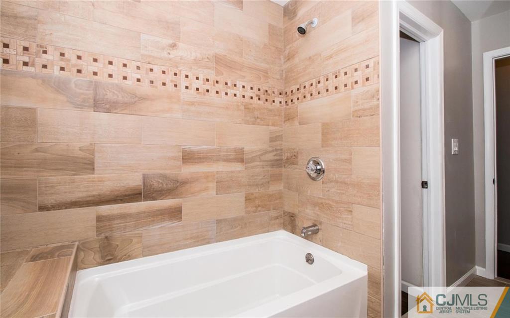 44 Sherold Road Colonia, NJ 07067 - Photo 18 of 23 Gallery Image 18