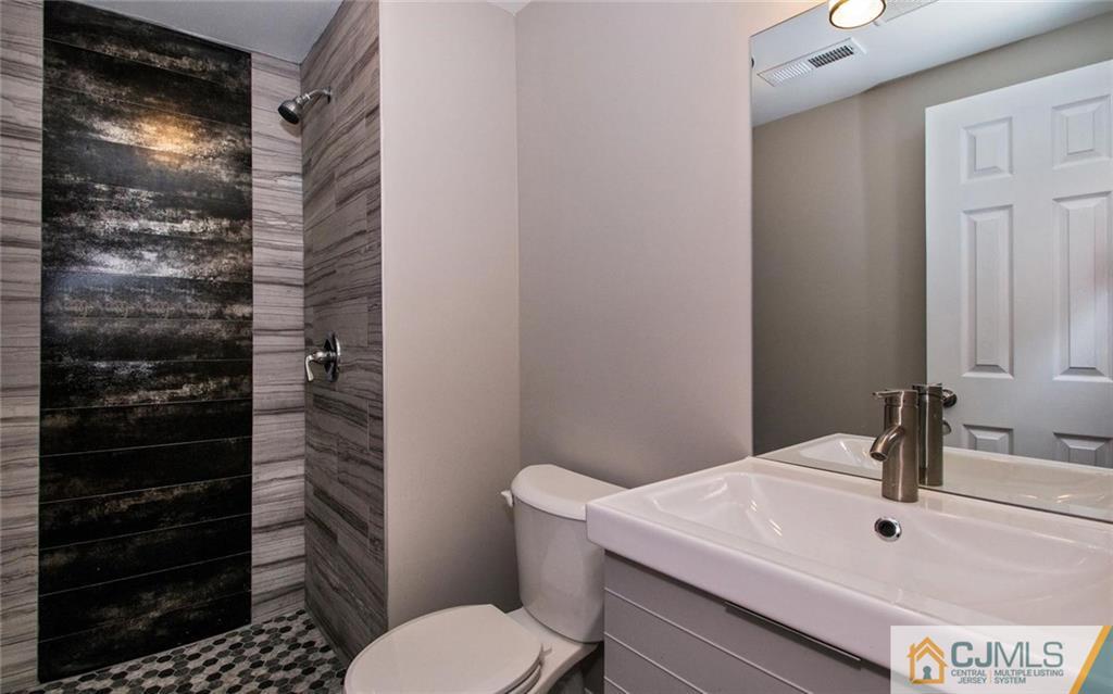 44 Sherold Road Colonia, NJ 07067 - Photo 20 of 23 Gallery Image 20