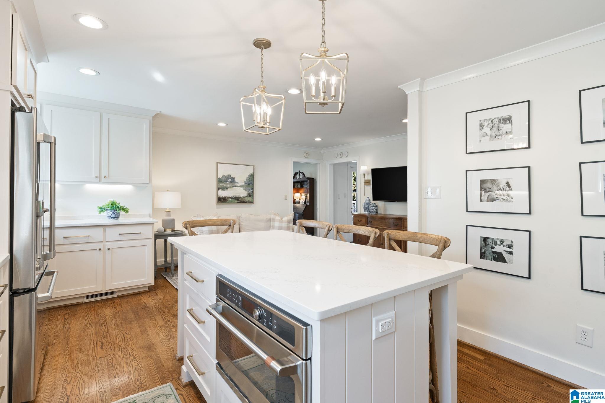 1852 Lancaster Road Birmingham, AL 35209 - Photo 10 of 54