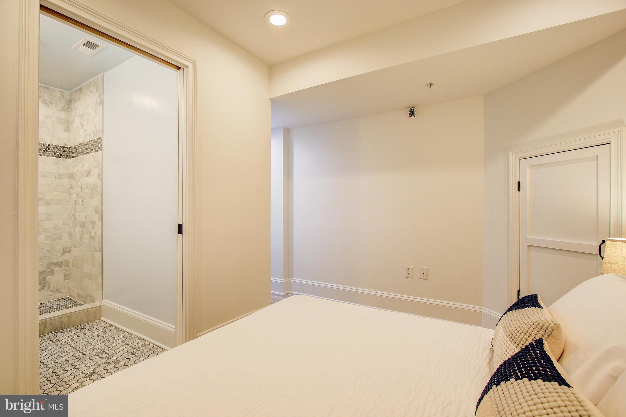 1723 U Street Northwest, Unit 1 Washington, DC 20009 - Photo 11 of 25 Bedroom