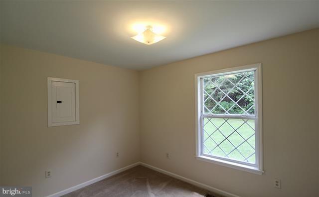 11052 Lucks Road Bumpass, VA 23024 - Photo 15 of 21 Interior (General)