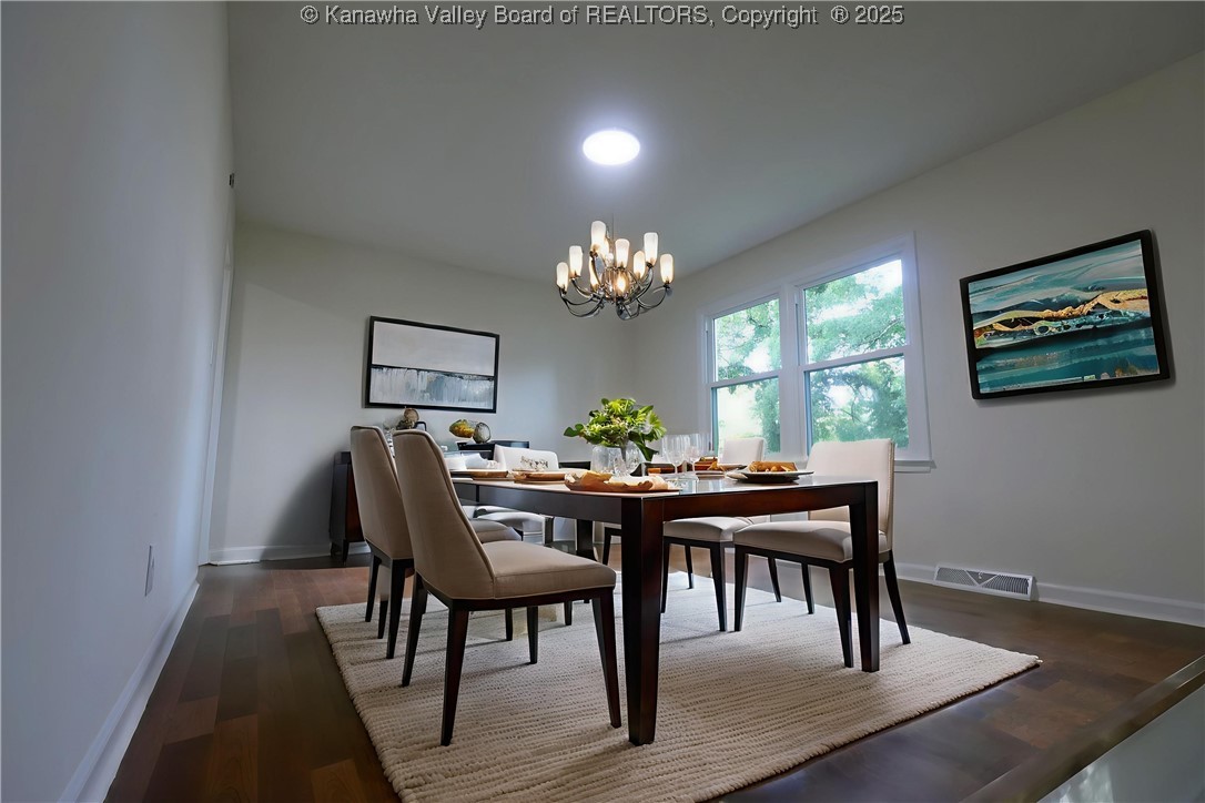 1414 Bedford Road Charleston, WV 25314 - Photo 4 of 28 Gallery Image 4