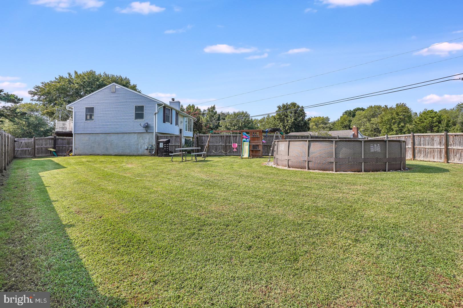 200 Long Point Road Stevensville, MD 21666 - Photo 24 of 28 Front/Side yard enclosed with fencing