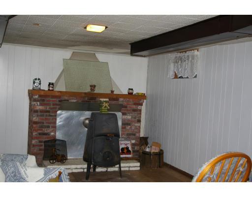 9 Zenas Road Holbrook, MA 02343 - Photo 5 of 9 Gallery Image 5