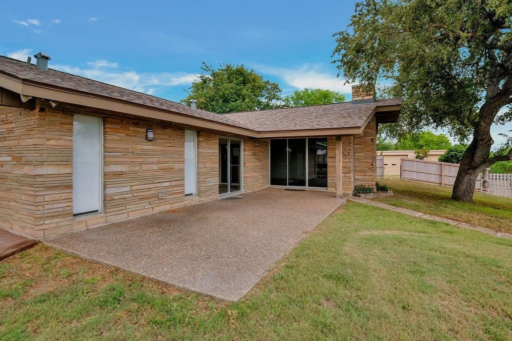 12308 Up River Road Corpus Christi, TX 78410 - Photo 23 of 38