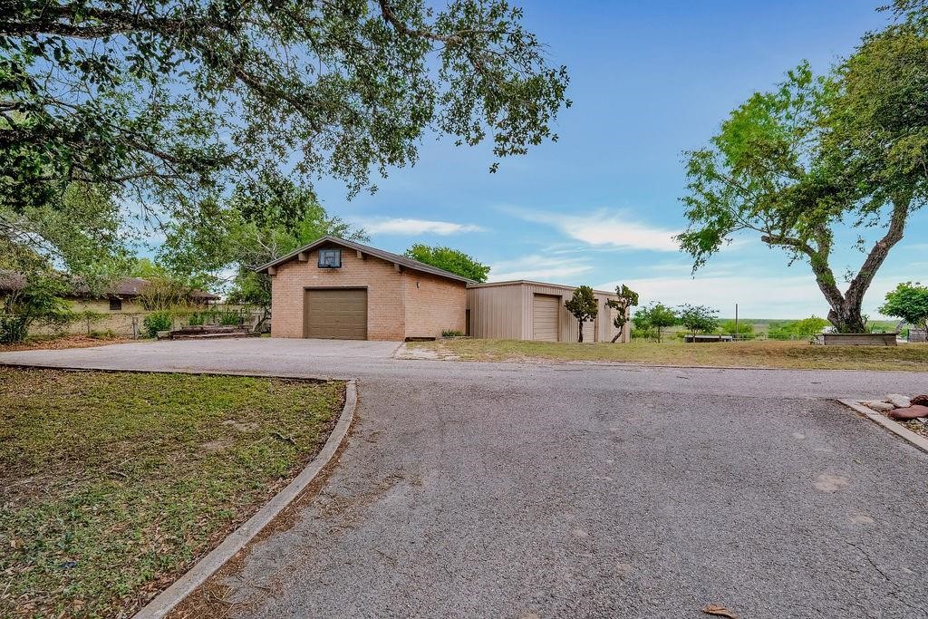 12308 Up River Road Corpus Christi, TX 78410 - Photo 28 of 38