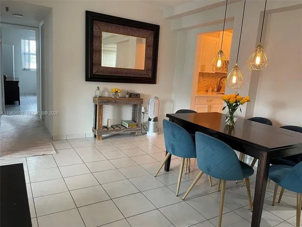 $2,550 | 201 180th Drive, Unit 201, Sunny Isles Beach, FL 33160