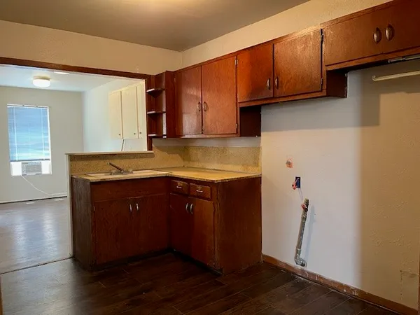 $54,900 | 303 East Texas Street, Hebbronville, TX 78361