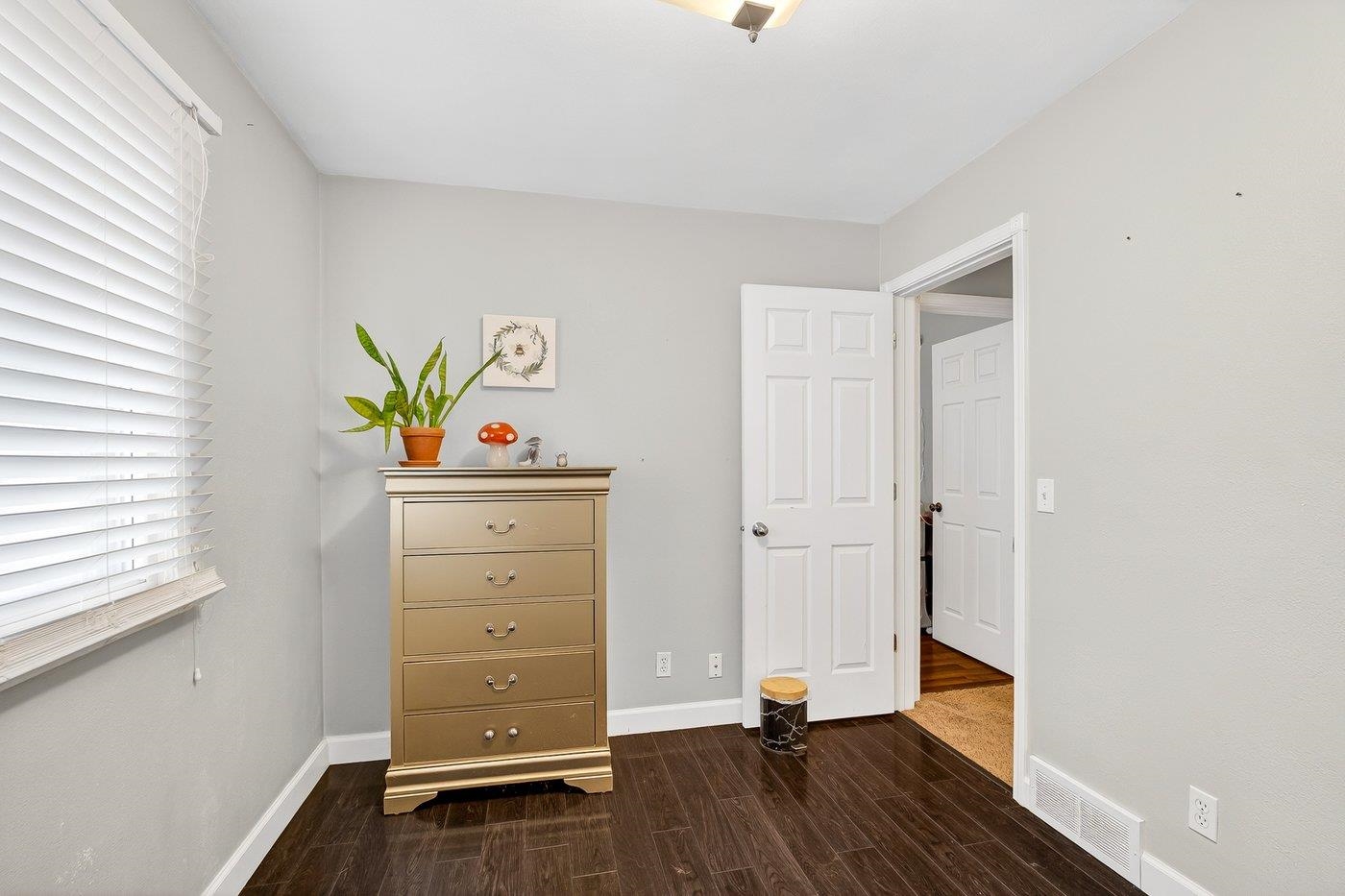 1529 Ivory Drive Sun Prairie, WI 53590 - Photo 14 of 24