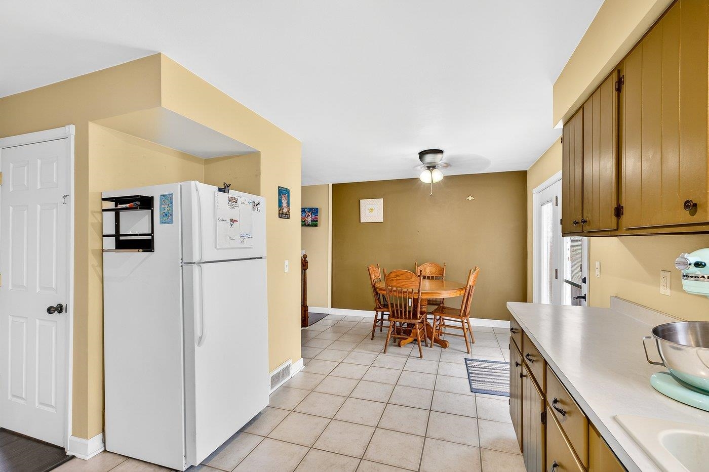 1529 Ivory Drive Sun Prairie, WI 53590 - Photo 9 of 24