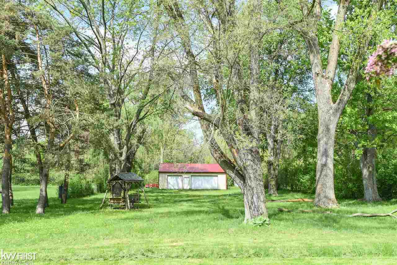2368 Utley Road Flint, MI 48532 - Photo 52 of 54 50075360-53.JPG