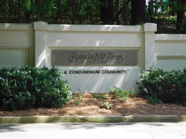 $1,399 | 2008 Huntingdon Chase, Unit 2008, Sandy Springs, GA 30350