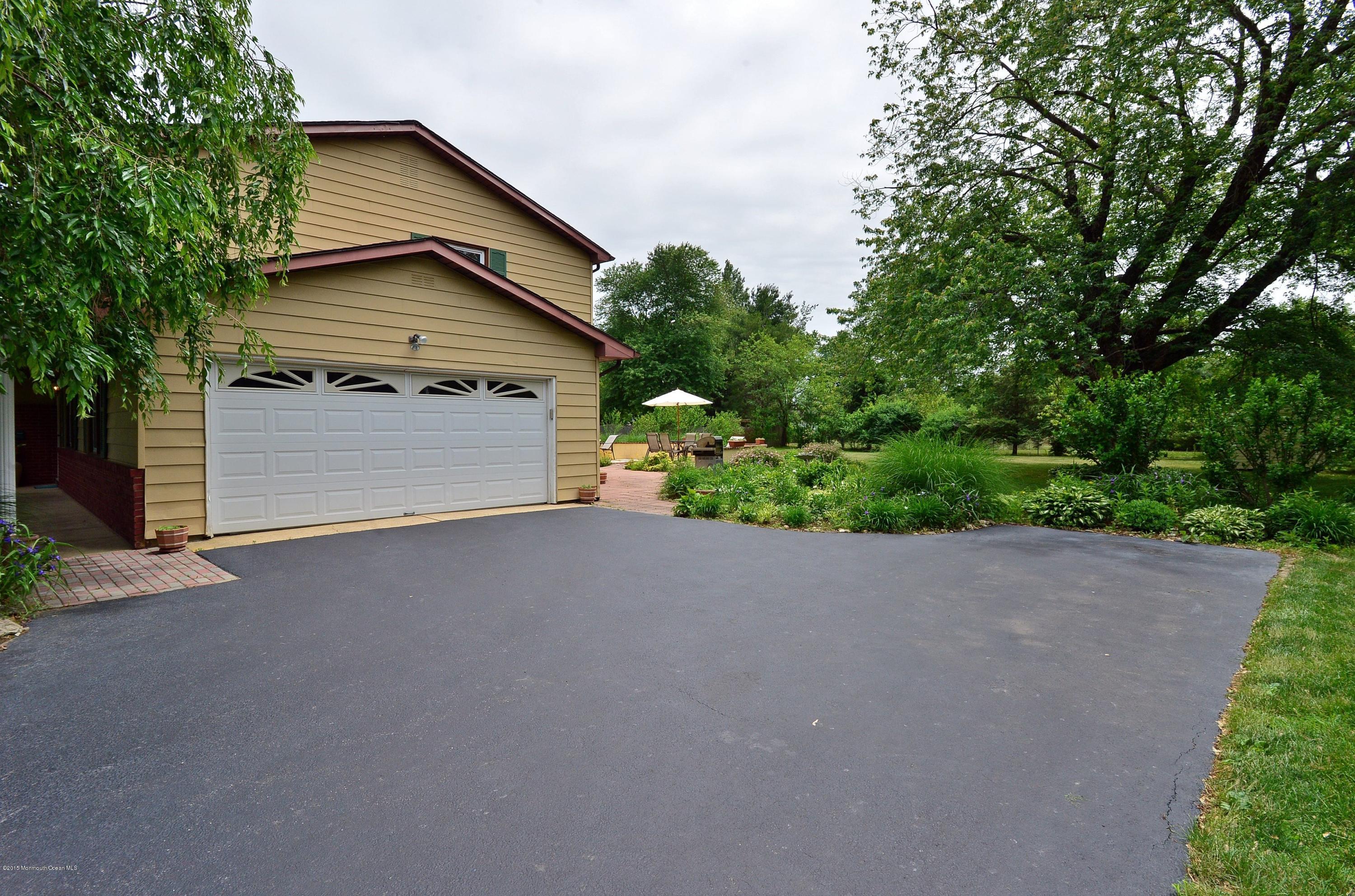 101 Sargent Road Freehold, NJ 07728 - Photo 17 of 18 101 Sargent - 2 car garage