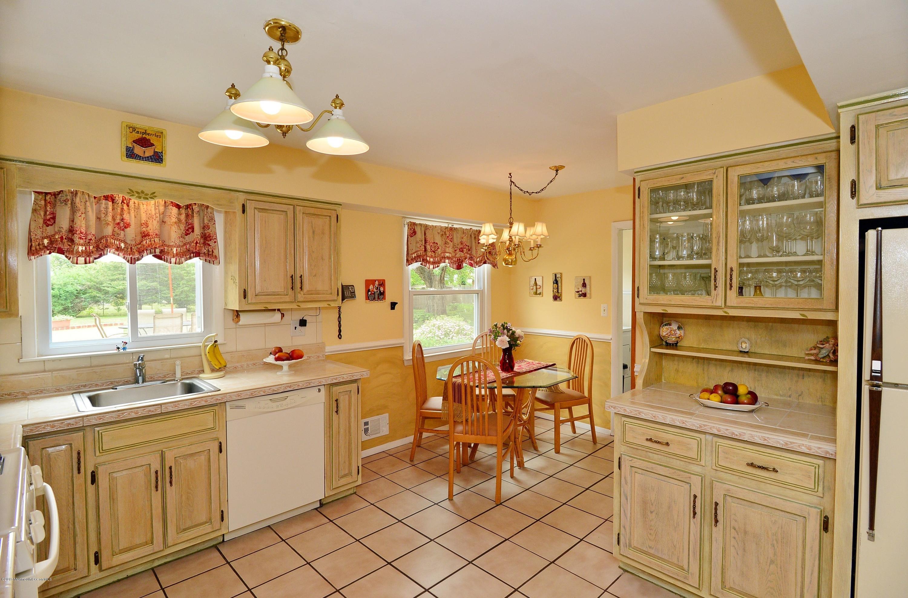 101 Sargent Road Freehold, NJ 07728 - Photo 5 of 18 101 Sargent - Bright Kitchen 4