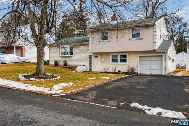 $650,000 | 20 Rosney Terrace, West Orange, NJ 07052