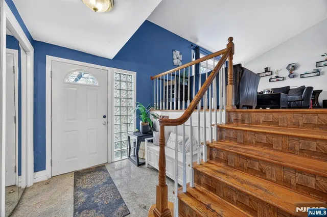 $650,000 | 20 Rosney Terrace, West Orange, NJ 07052