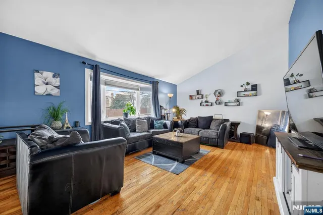 $650,000 | 20 Rosney Terrace, West Orange, NJ 07052