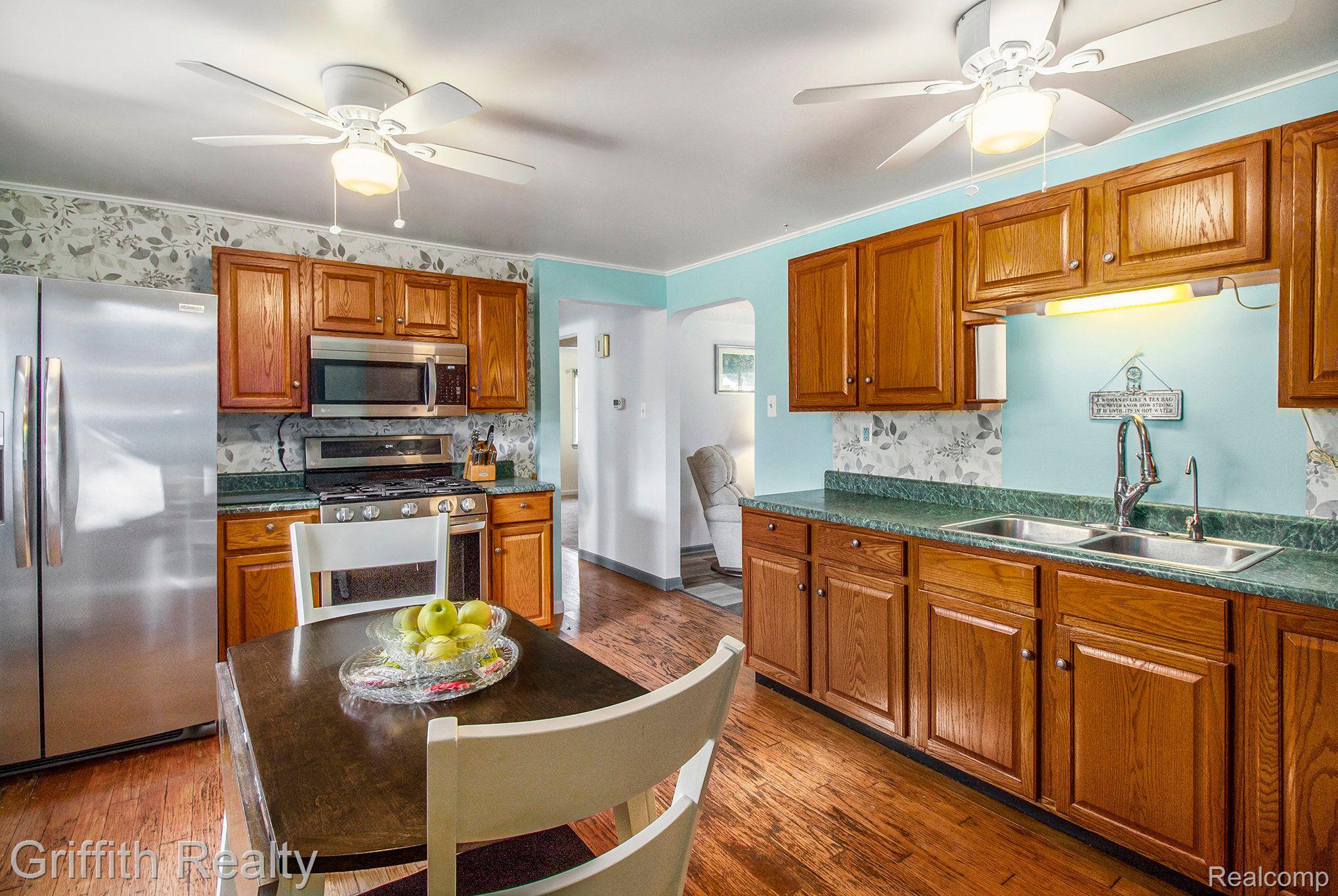 9260 Hilton Road Brighton, MI 48114 - Photo 13 of 33 Gallery Image 13