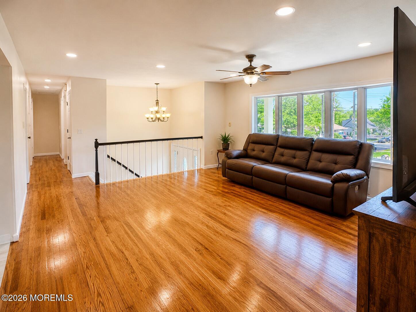 56 Valley Road Jackson, NJ 08527 - Photo 6 of 20 Living Room
