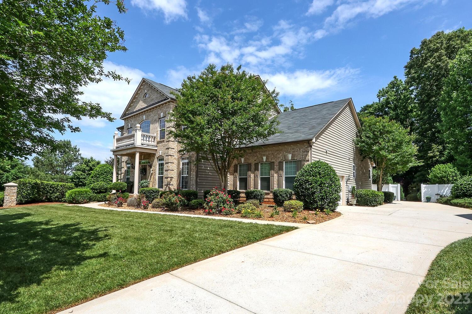 209 Fischer Road Fort Mill, SC 29715 - Photo 2 of 36 front view of house with a yard