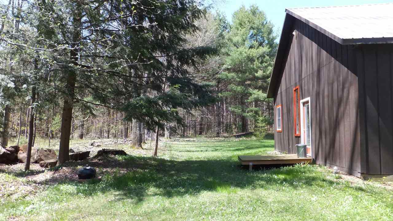 3415 Ballard Road Benzonia, MI 49616 - Photo 26 of 38 1816008-25.JPG