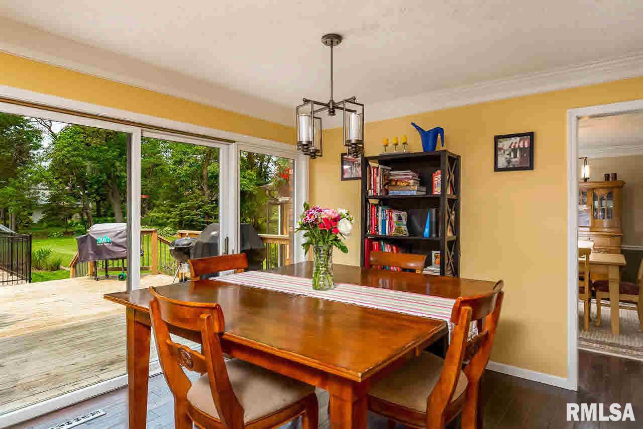 4010 Jersey Ridge Road Davenport, IA 52807 - Photo 6 of 24 Gallery Image 6