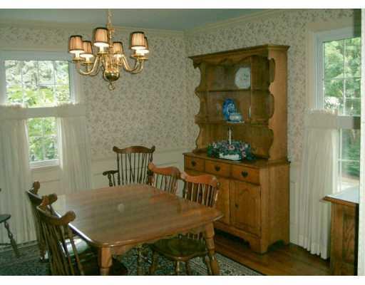 824 Elm Spring Road Mt. Lebanon, PA 15243 - Photo 4 of 8 Gallery Image 4