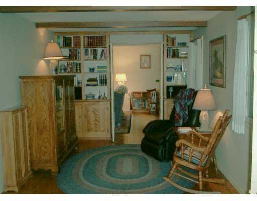 824 Elm Spring Road Mt. Lebanon, PA 15243 - Photo 6 of 8 Gallery Image 6