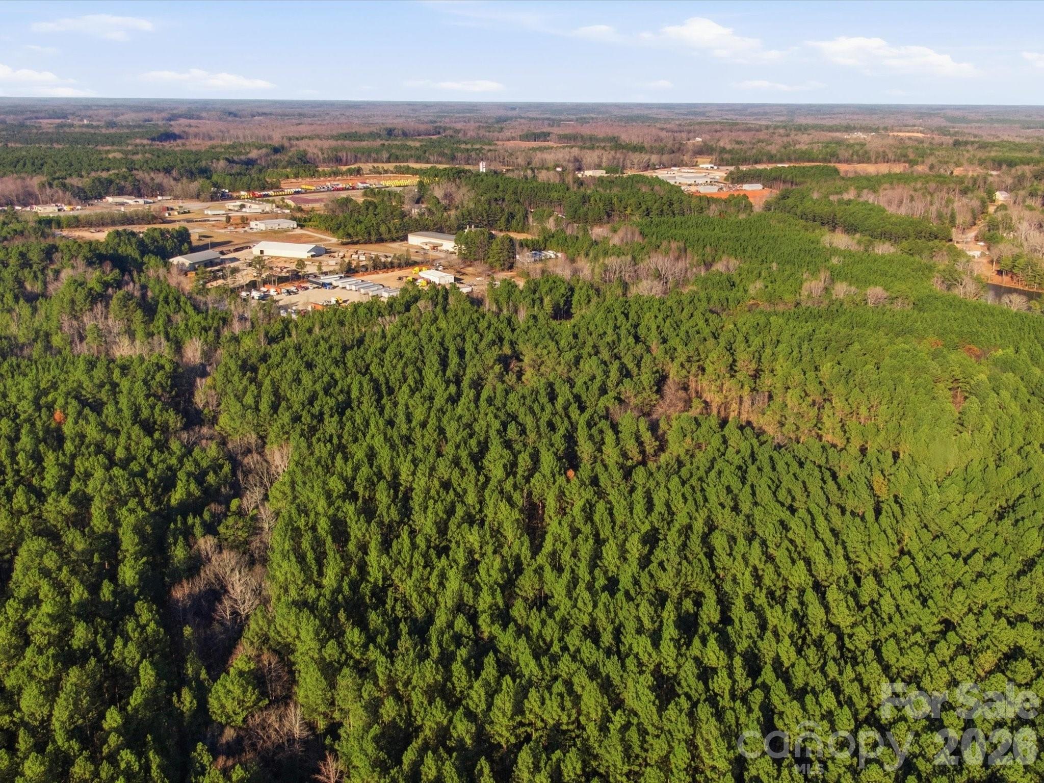2704 Kee-Moore Drive Chester, SC 29706 - Photo 10 of 41 a view of city and ocean