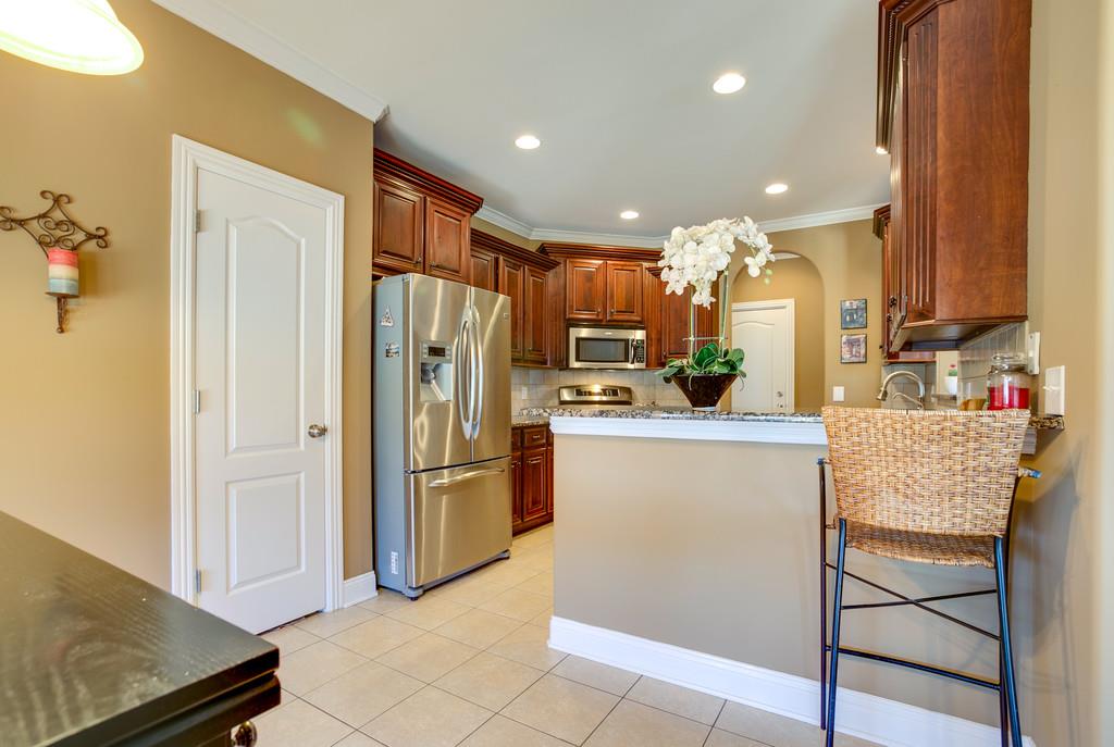 1049 Lone Oak Road Mount Juliet, TN 37122 - Photo 11 of 30 Gallery Image 11