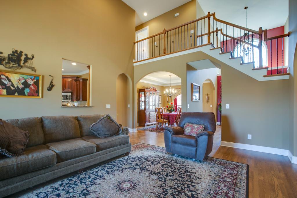 1049 Lone Oak Road Mount Juliet, TN 37122 - Photo 9 of 30 Gallery Image 9