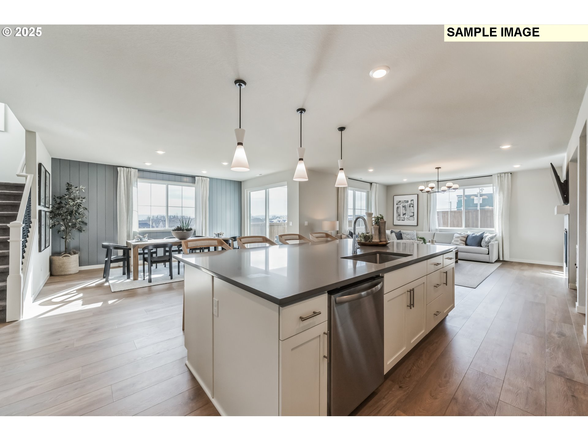 12365 Southwest Broadbill Terrace Beaverton, OR 97007 - Photo 6 of 35 Gallery Image 6