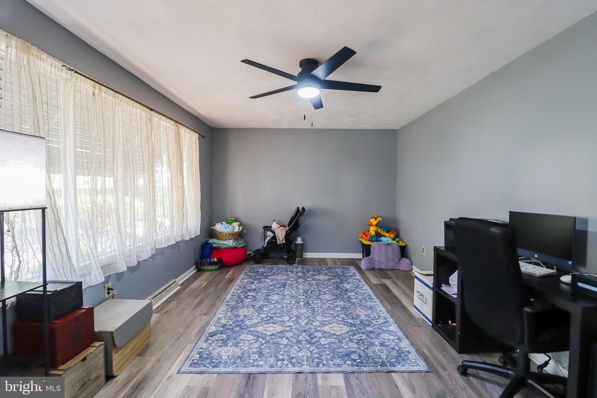 605 Norman Road York, PA 17406 - Photo 5 of 42